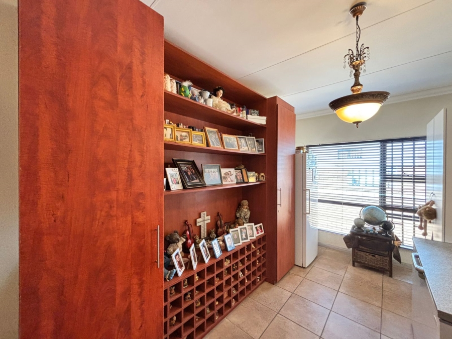 3 Bedroom Property for Sale in Wilkoppies North West
